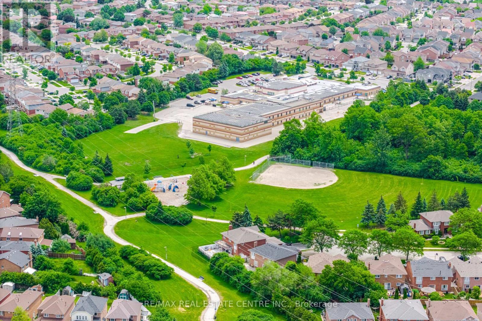 6 Ashbrook Way, Brampton, Ontario  L6Y 4R5 - Photo 49 - W13432088
