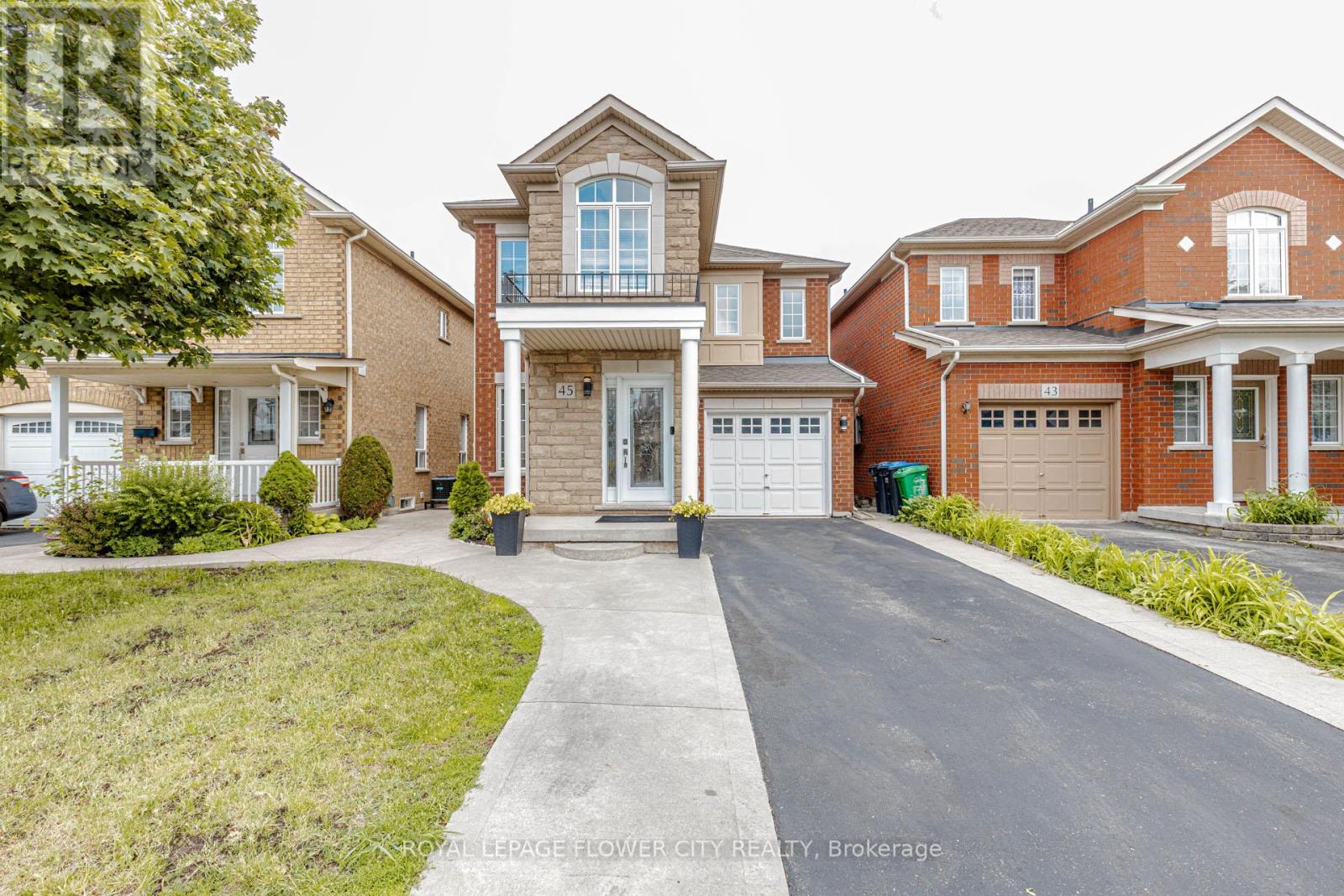 45 PENBRIDGE CIRCLE, Brampton, Ontario