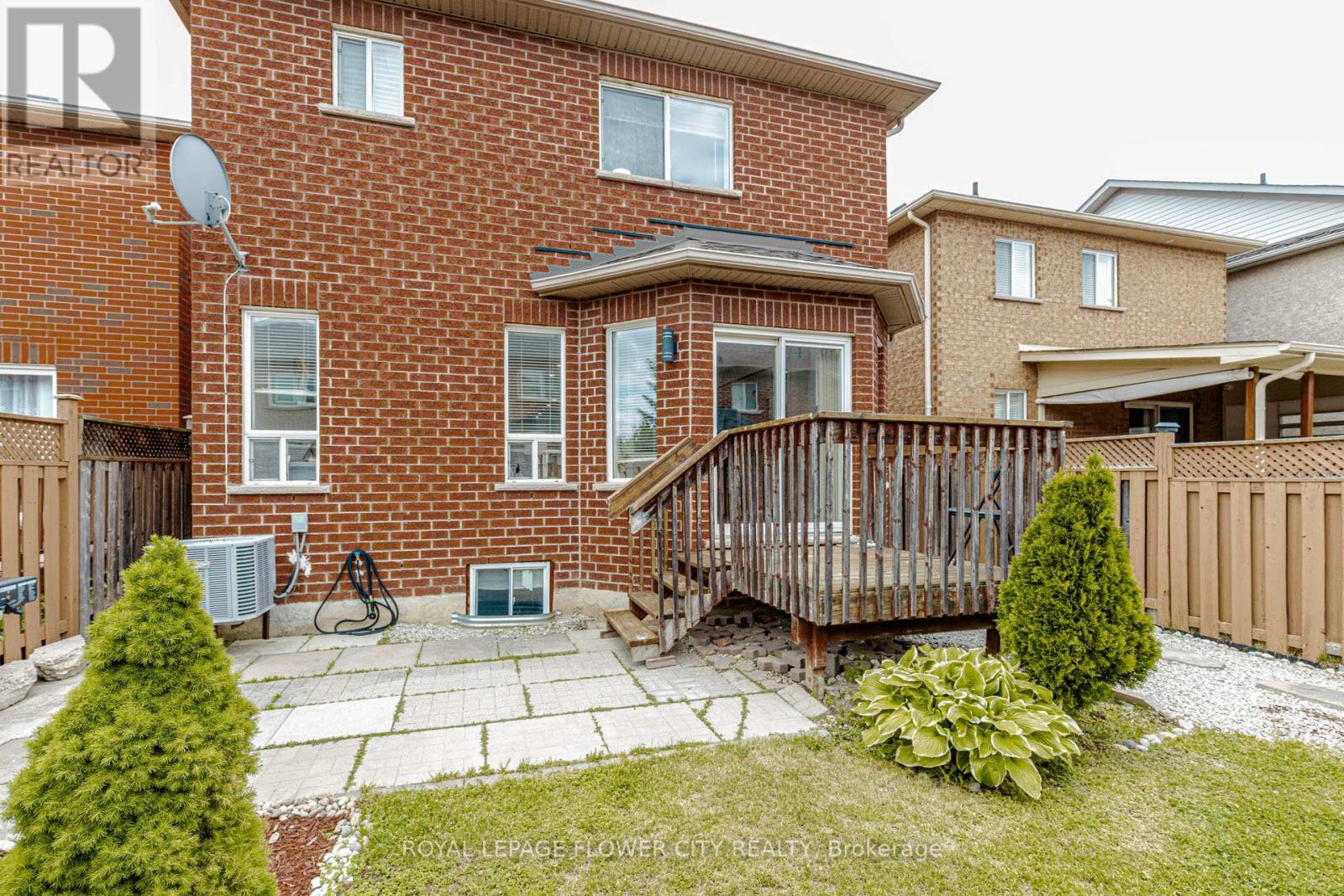 45 Penbridge Circle, Brampton, Ontario  L7A 2R1 - Photo 50 - W13432106