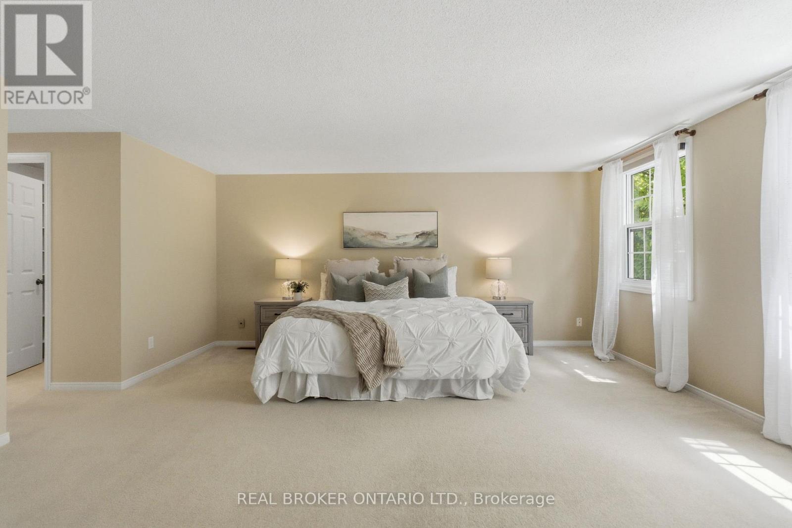 2241 Mansfield Drive, Burlington, Ontario  L7P 3J3 - Photo 29 - W13432112