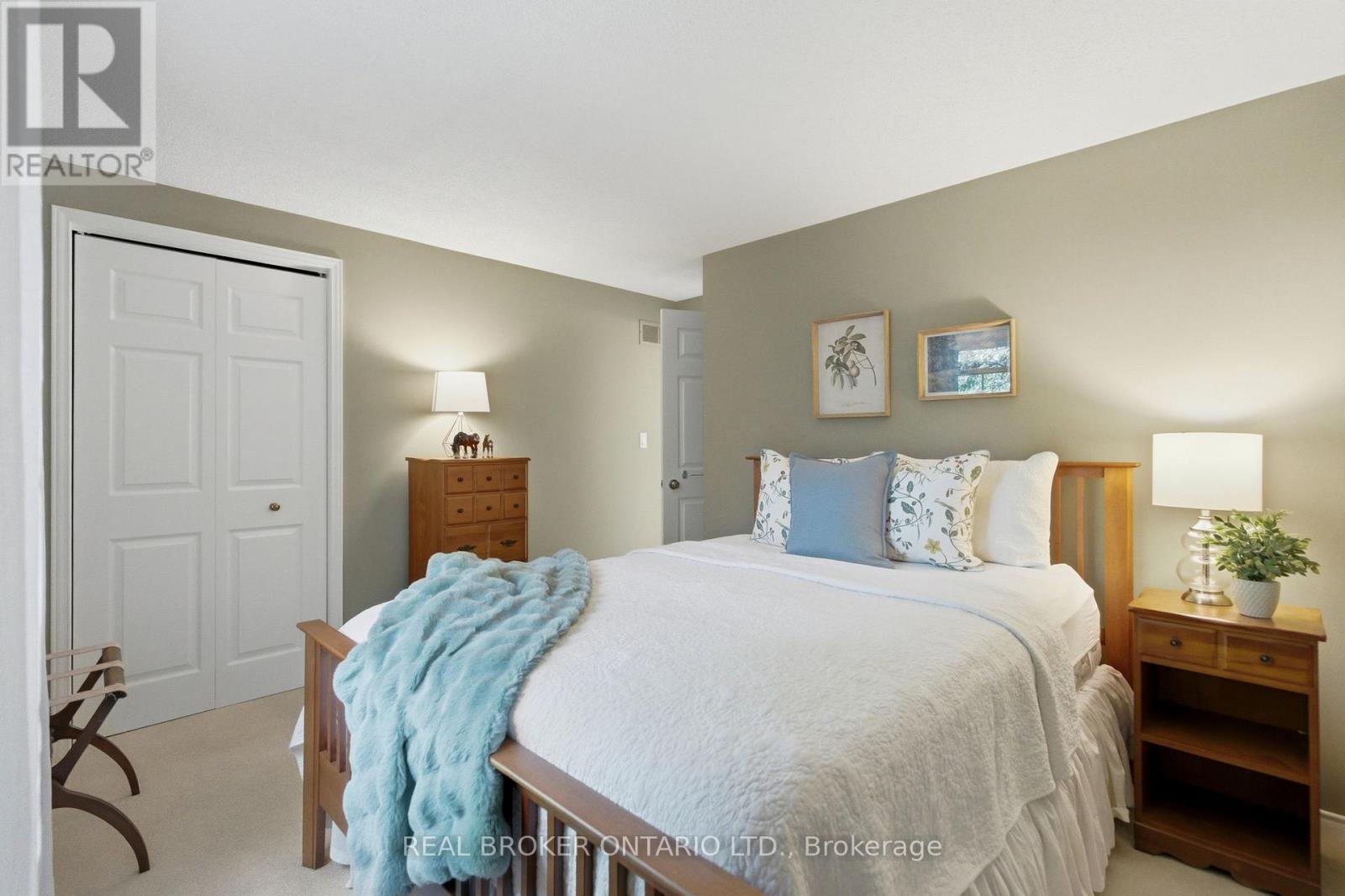 2241 Mansfield Drive, Burlington, Ontario  L7P 3J3 - Photo 42 - W13432112