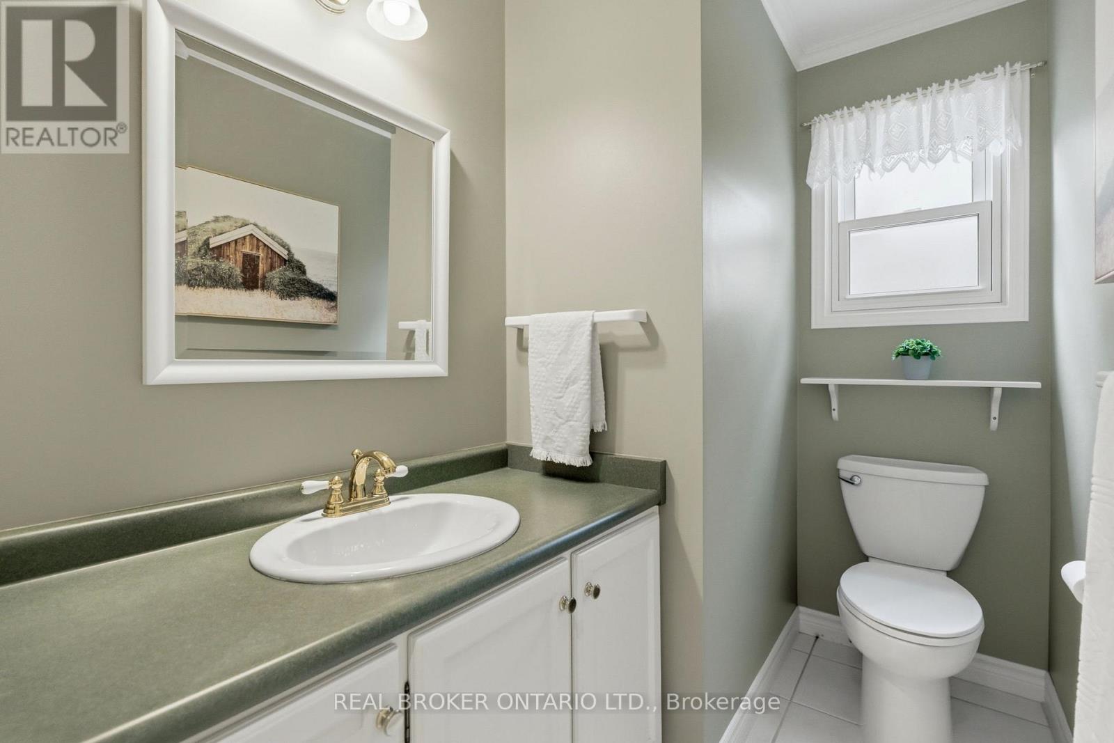 2241 Mansfield Drive, Burlington, Ontario  L7P 3J3 - Photo 7 - W13432112