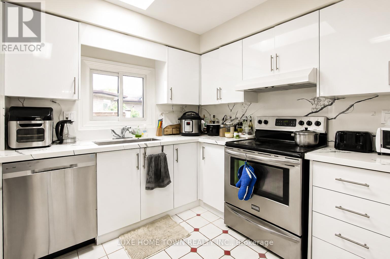 762 Railton Avenue, London East, Ontario  N5V 4E4 - Photo 11 - X13431988