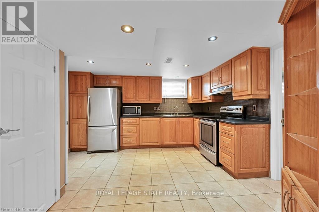 B - 221 Gray Road, Hamilton, Ontario  L8E 1T9 - Photo 9 - X13432094