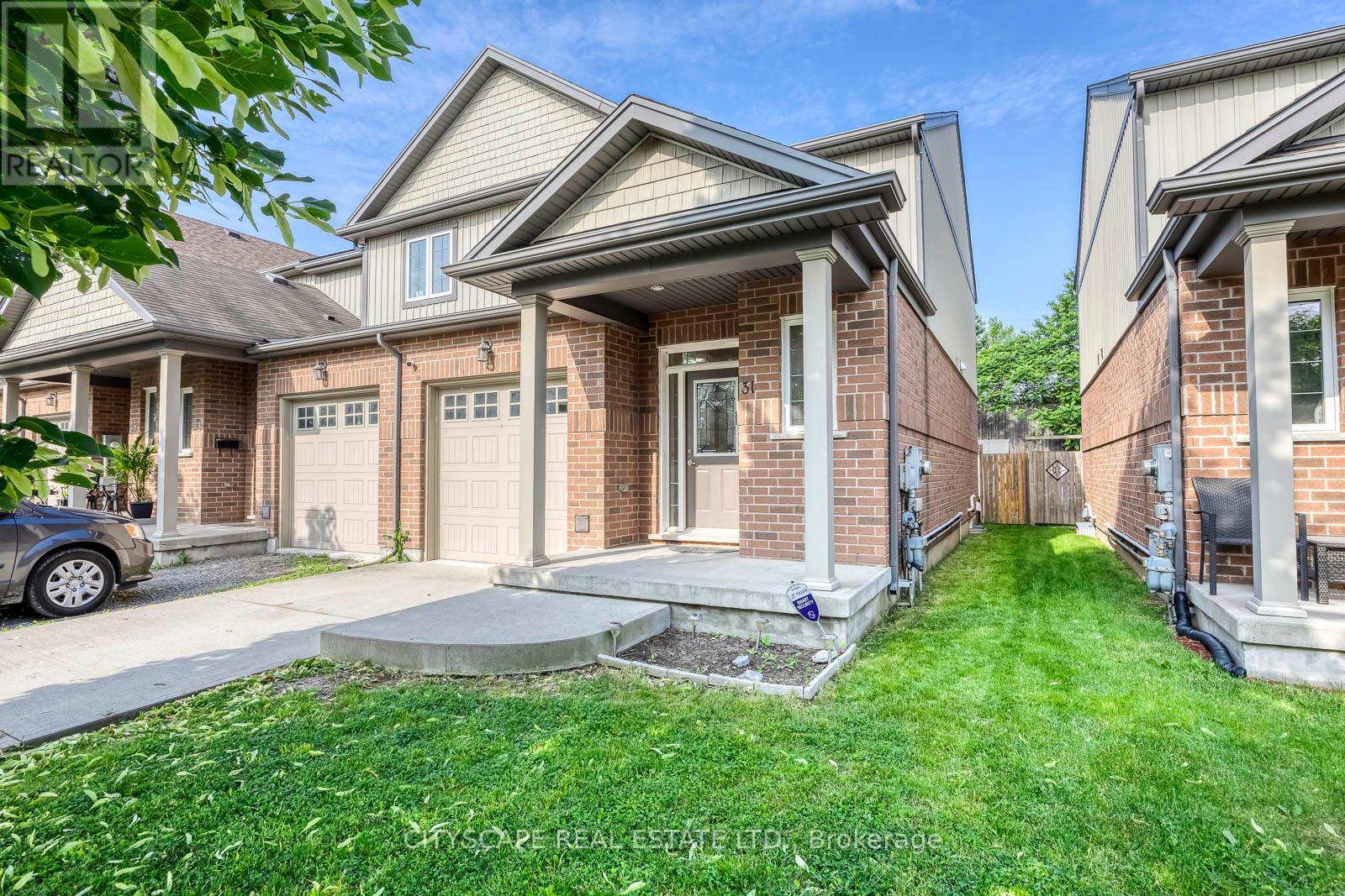 31 Glory Hill Road, St. Catharines, Ontario  L2P 0C7 - Photo 2 - X13432138