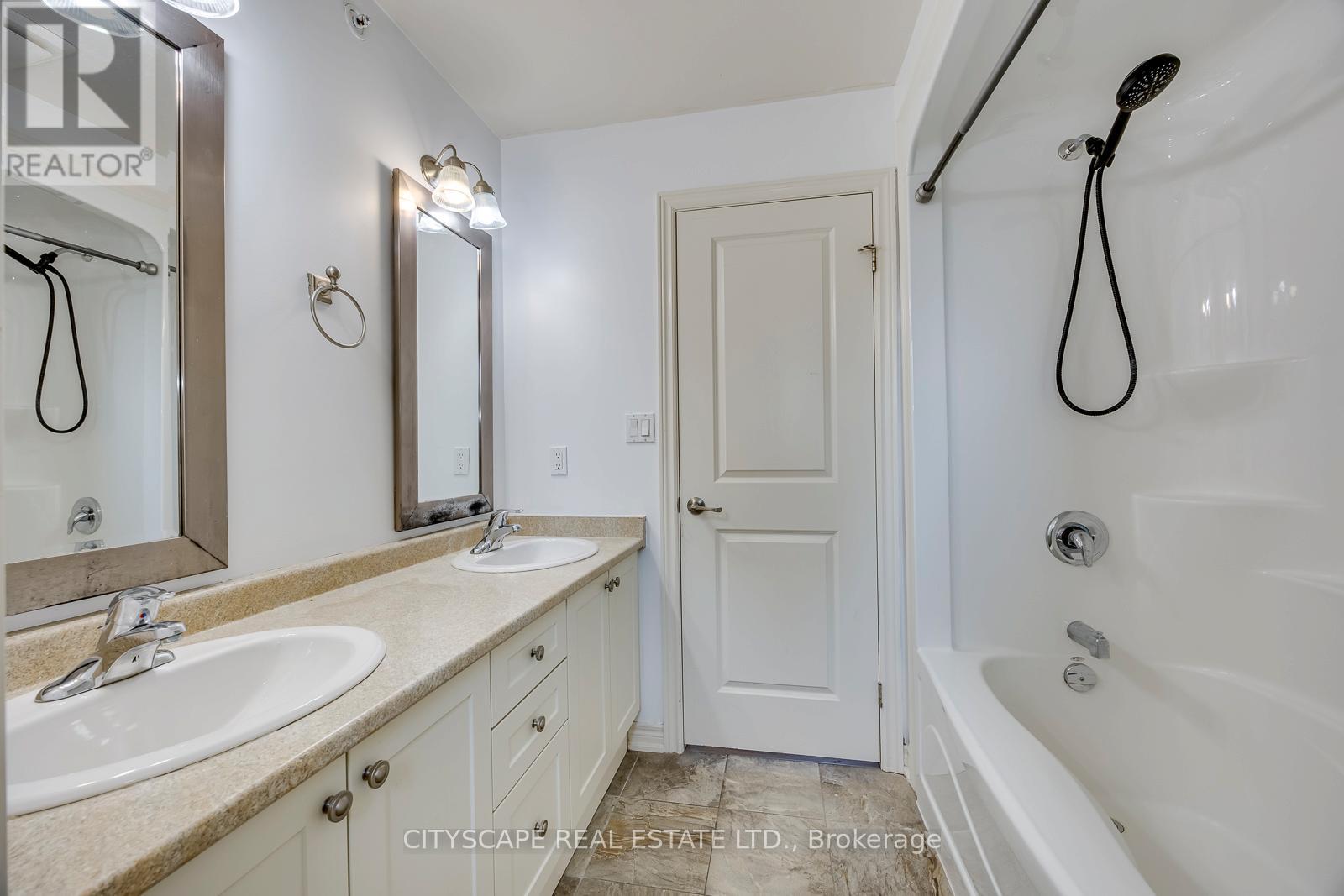 31 Glory Hill Road, St. Catharines, Ontario  L2P 0C7 - Photo 36 - X13432138
