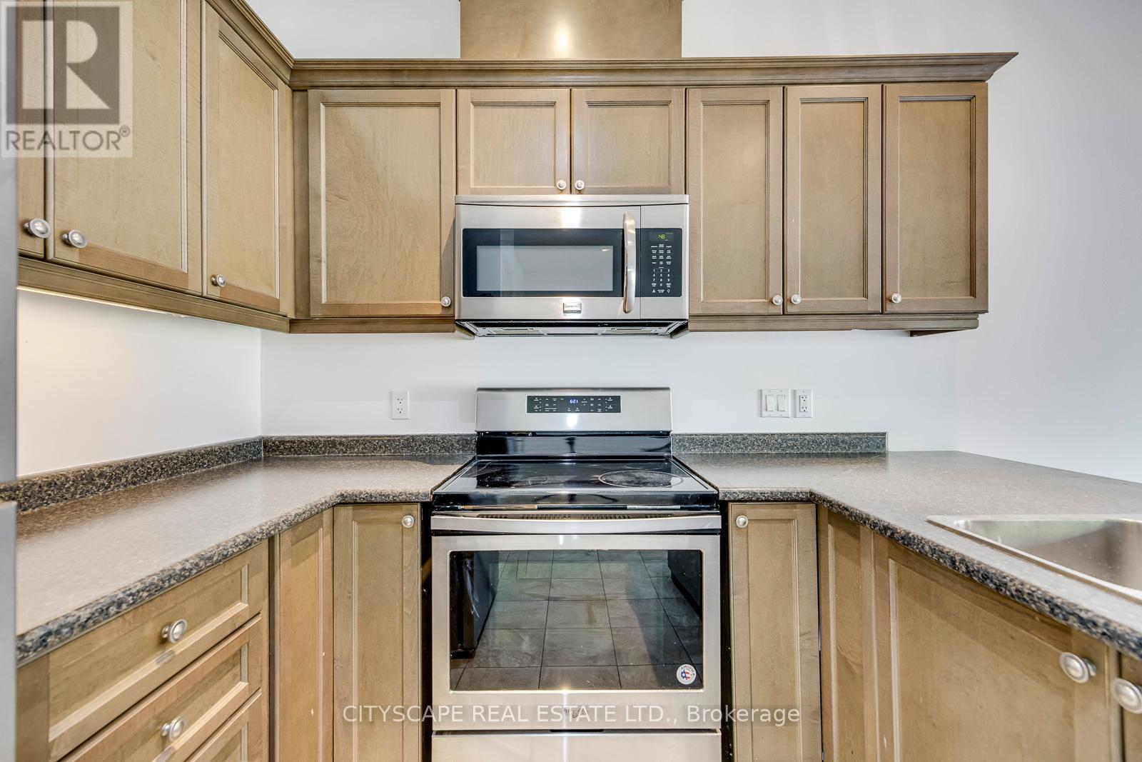 31 Glory Hill Road, St. Catharines, Ontario  L2P 0C7 - Photo 9 - X13432138