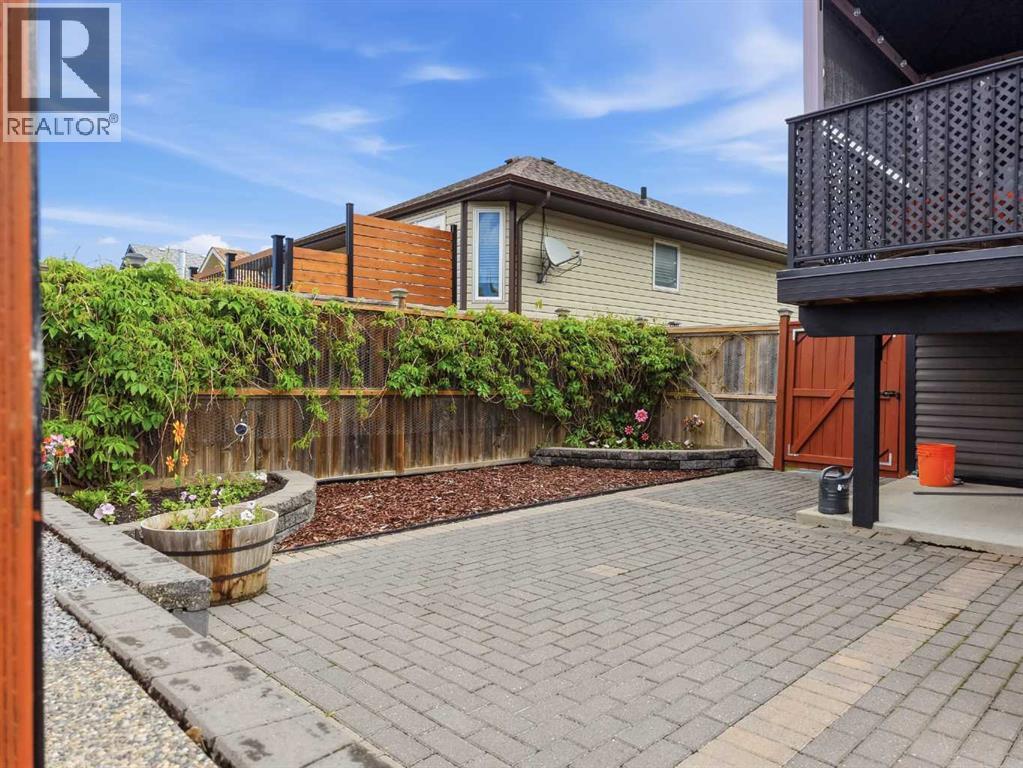 182 Robinson Avenue, Penhold, Alberta  T0M 1R0 - Photo 34 - A2310865