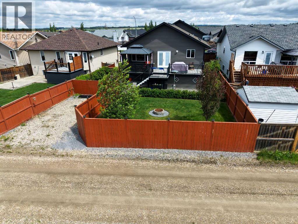 182 Robinson Avenue, Penhold, Alberta  T0M 1R0 - Photo 39 - A2310865