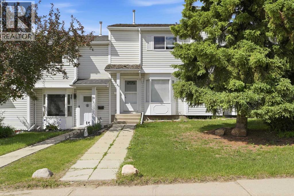 20 Ellenwood Drive, Red Deer, Alberta  T4R 2E3 - Photo 1 - A2316407