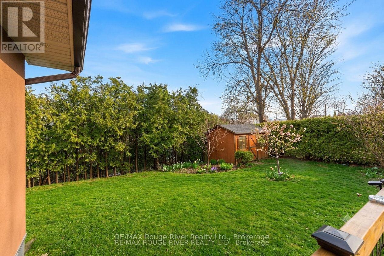 98 Applewood Crescent, Whitby, Ontario  L1N 2E7 - Photo 41 - E13432378