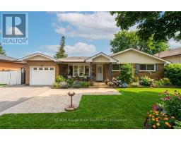 98 APPLEWOOD CRESCENT, Whitby, Ontario