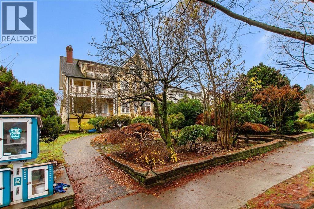 2770 CAMBRIDGE STREET, Vancouver, British Columbia