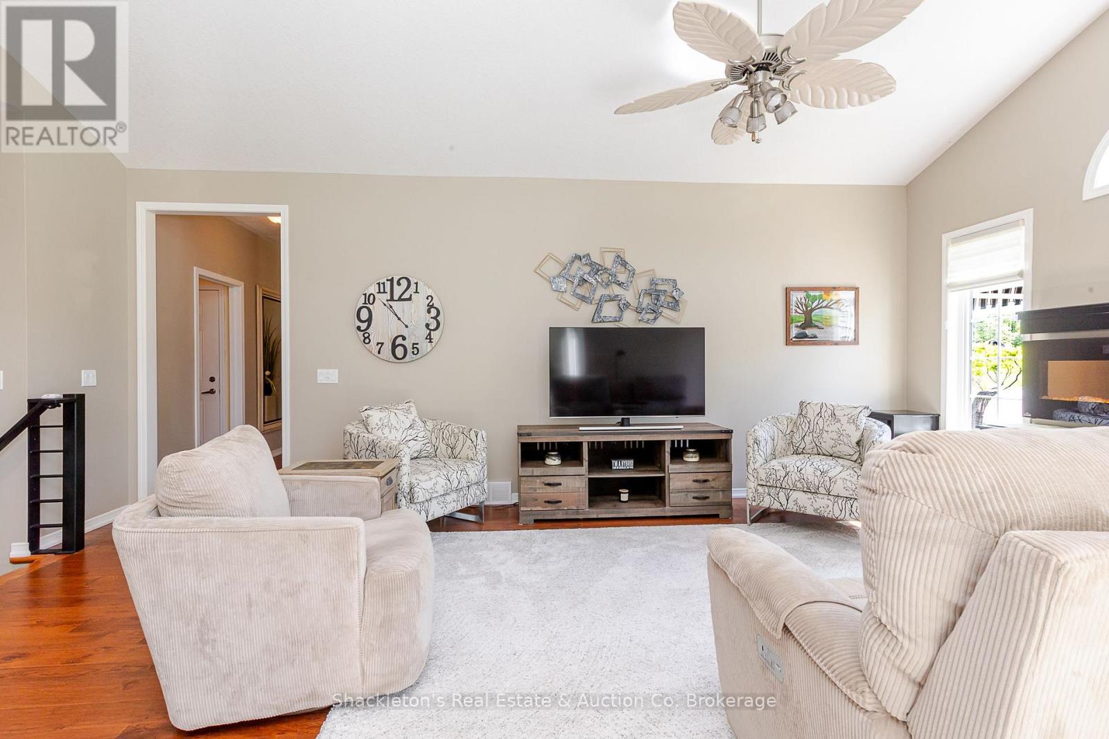 19 - 19 Macpherson Avenue, Huron East, Ontario  N0K 1W0 - Photo 12 - X13432352