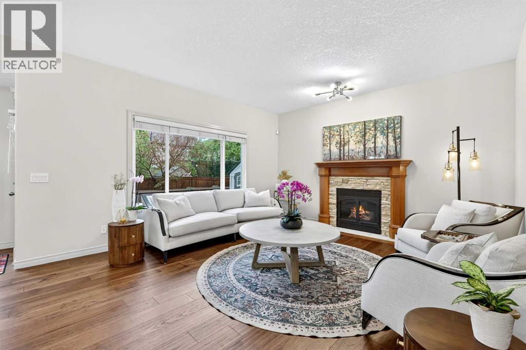 13 Cougar Ridge Circle SW, Calgary, Alberta  T3H 4X6 - Photo 4 - A2317700