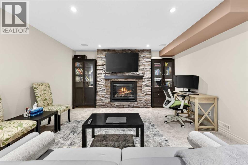 13 Cougar Ridge Circle SW, Calgary, Alberta  T3H 4X6 - Photo 40 - A2317700