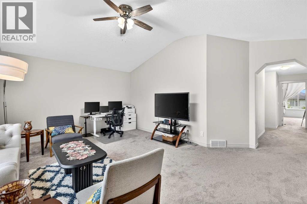 13 Cougar Ridge Circle SW, Calgary, Alberta  T3H 4X6 - Photo 29 - A2317700