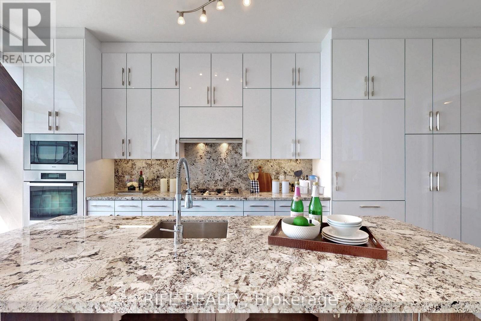 1208 - 39 Queens Quay E, Toronto, Ontario  M5E 0A5 - Photo 19 - C13432292