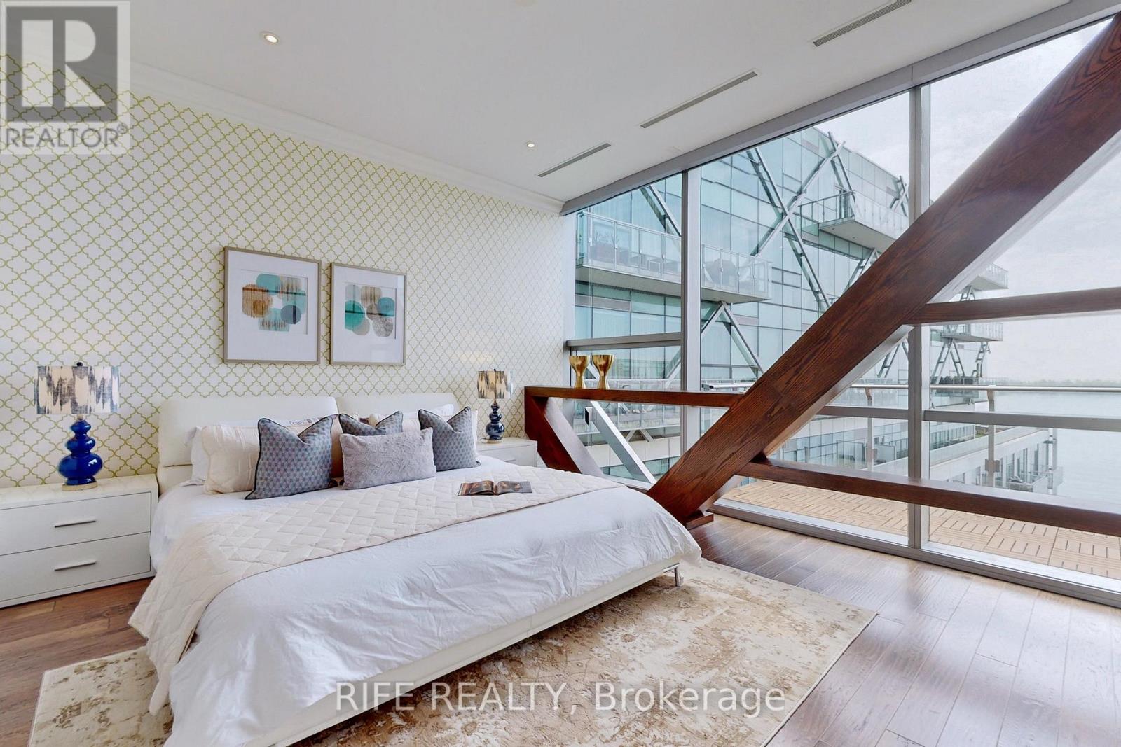 1208 - 39 Queens Quay E, Toronto, Ontario  M5E 0A5 - Photo 22 - C13432292