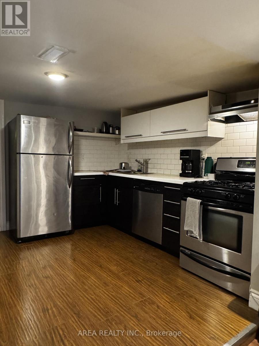 476 Crawford Street, Toronto, Ontario  M6G 3J8 - Photo 5 - C13432306