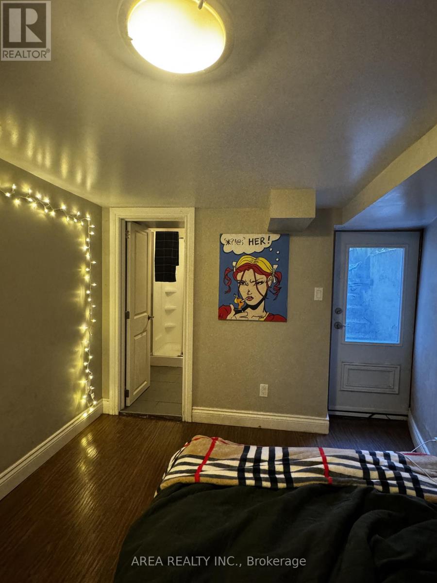 476 Crawford Street, Toronto, Ontario  M6G 3J8 - Photo 7 - C13432306