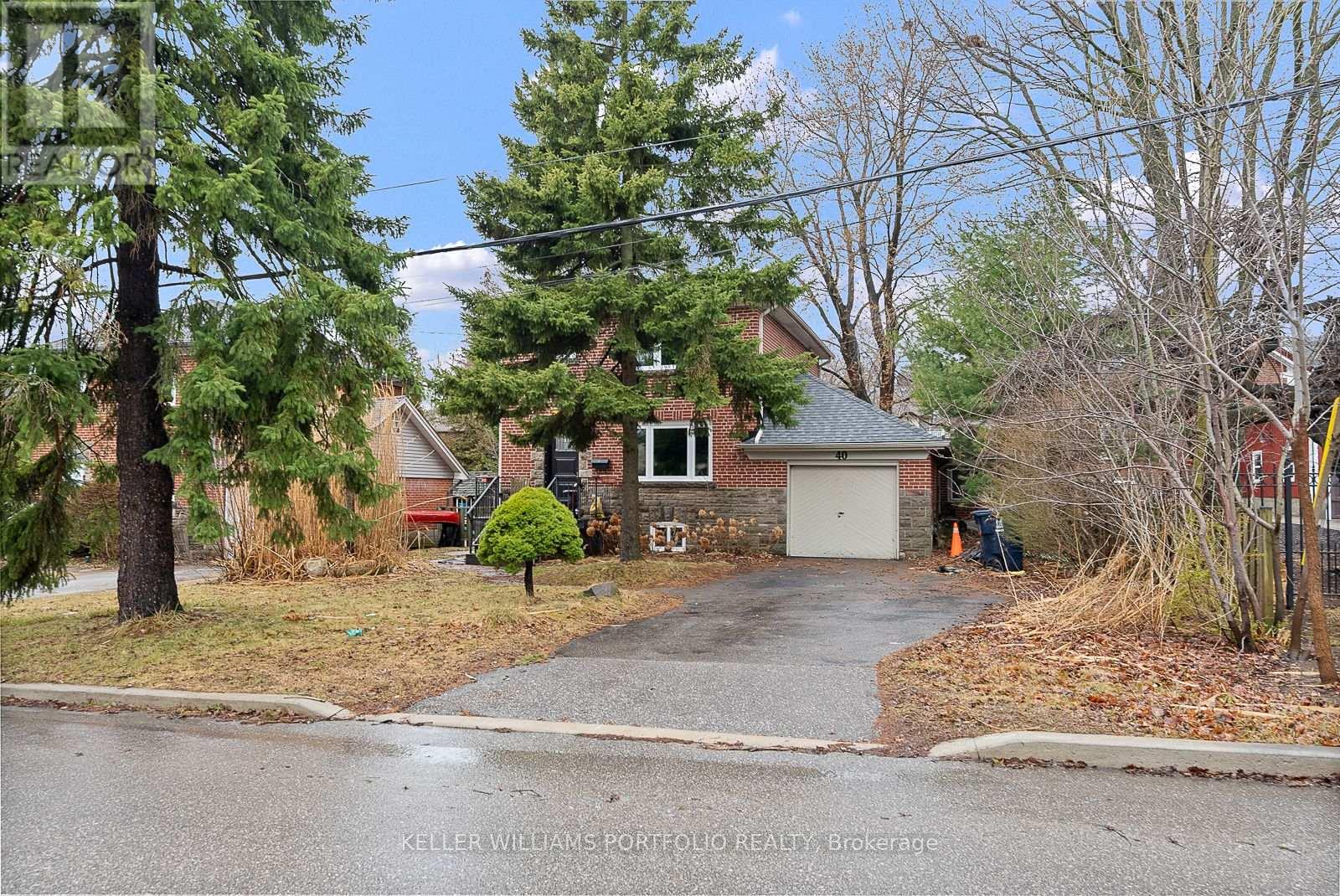 40 Scarboro Crescent, Toronto, Ontario  M1M 2J4 - Photo 2 - E13432242