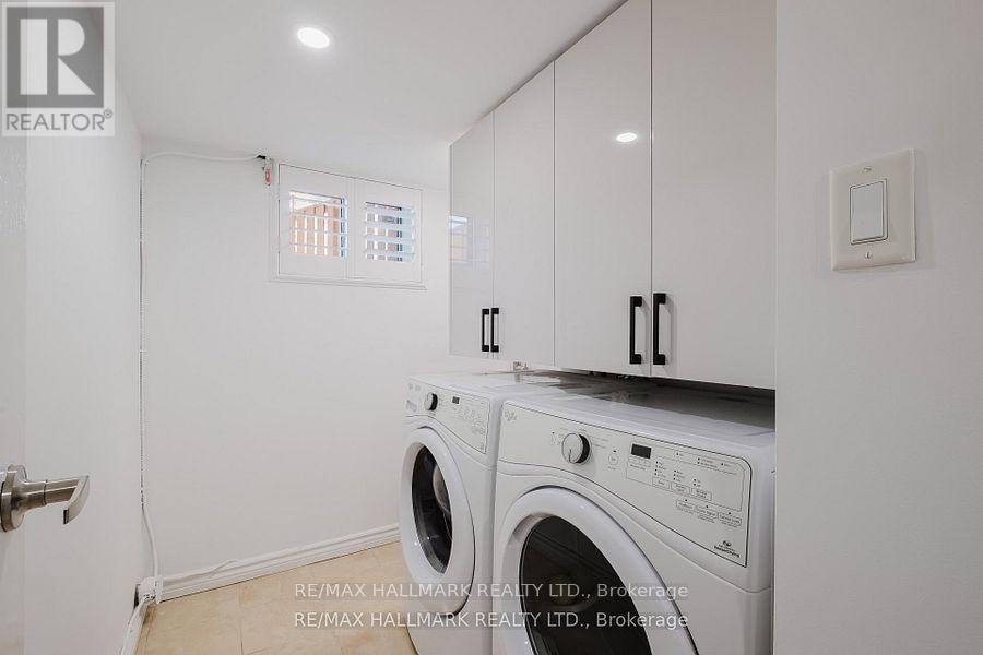 18 Glen Stewart Avenue, Toronto, Ontario  M4E 1P7 - Photo 20 - E13432356