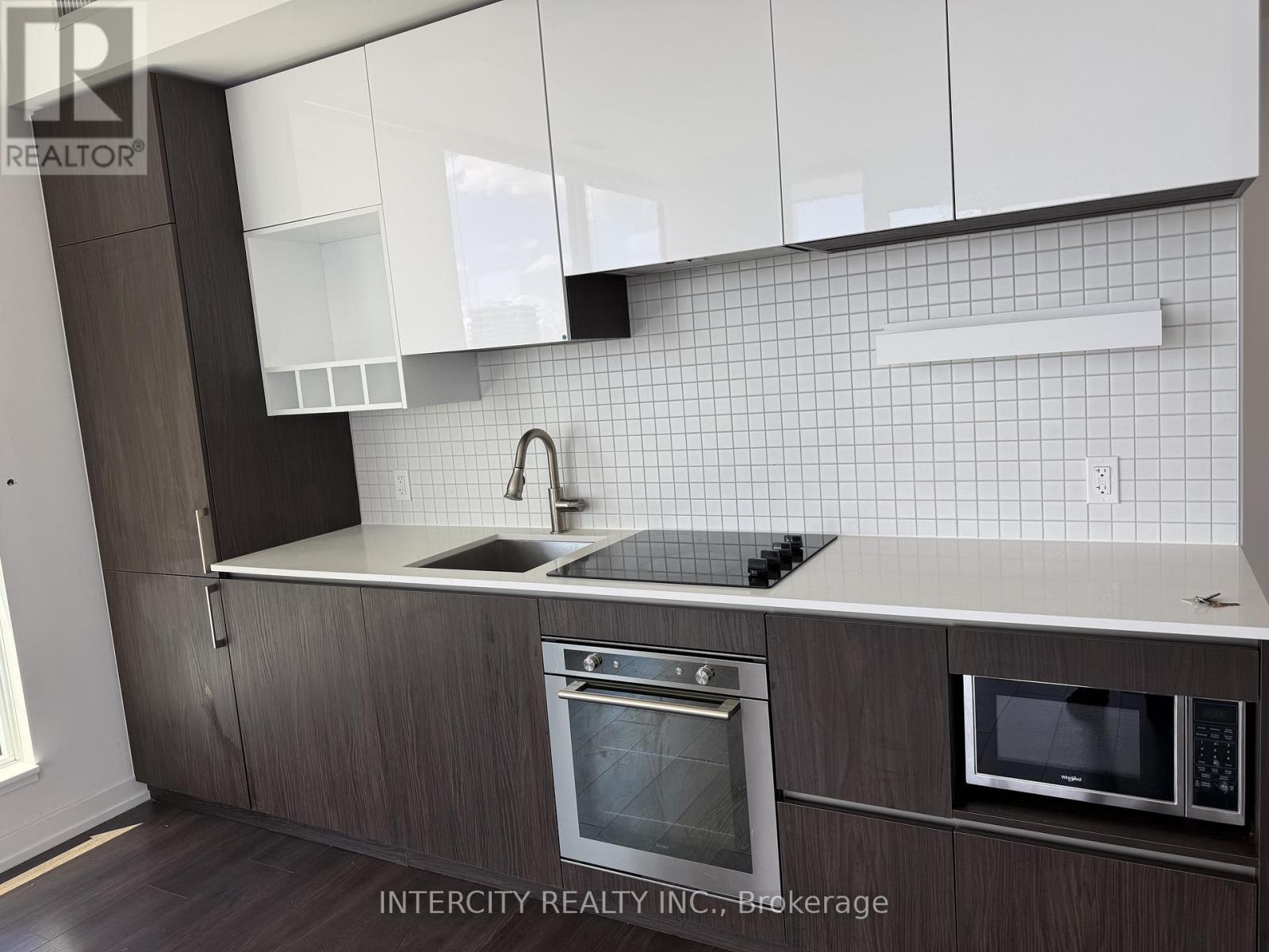 5509 - 5 Buttermill Avenue, Vaughan, Ontario  L4K 0J5 - Photo 4 - N13432250