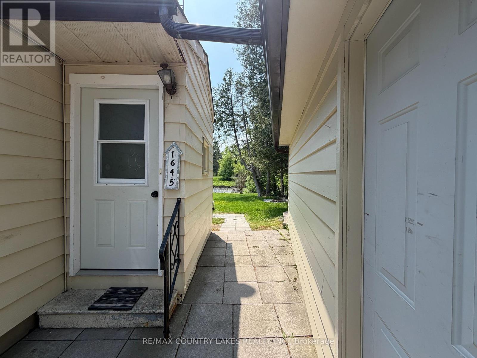 1645 Concession A Road N, Ramara, Ontario  L0K 1B0 - Photo 2 - S13432214