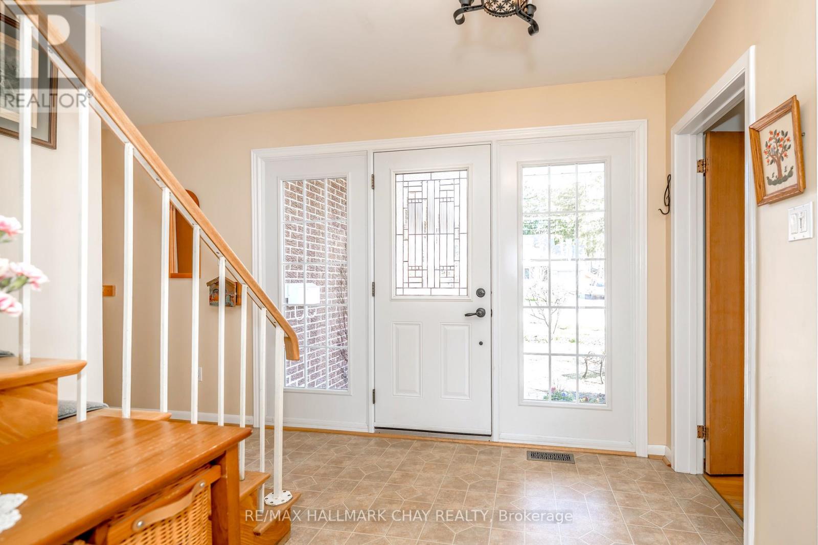 365 Codrington Street, Barrie, Ontario  L4M 1S9 - Photo 5 - S13432318