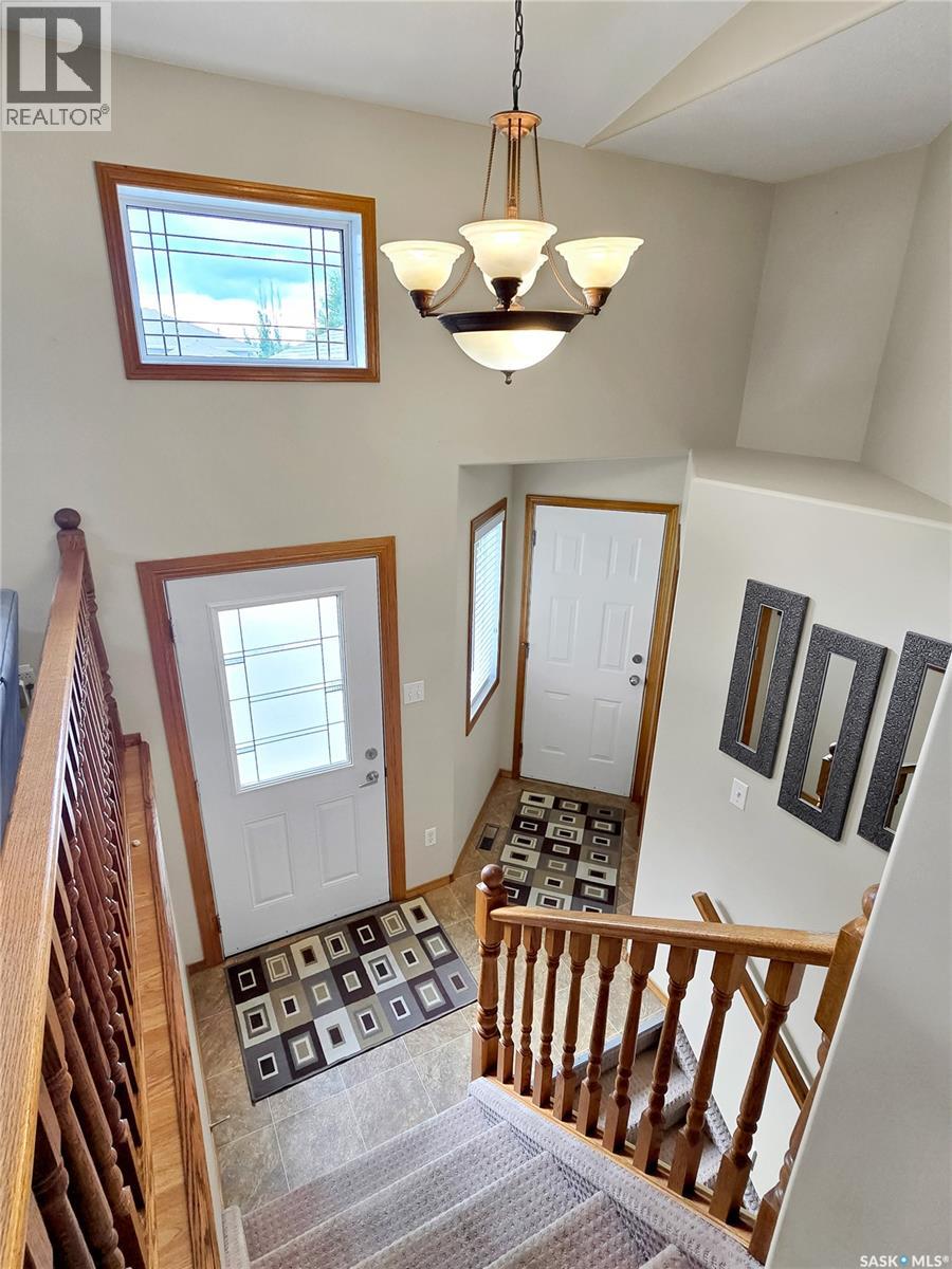 702 Grabowski Crescent, Warman, Saskatchewan  S0K 4S0 - Photo 2 - SK038604