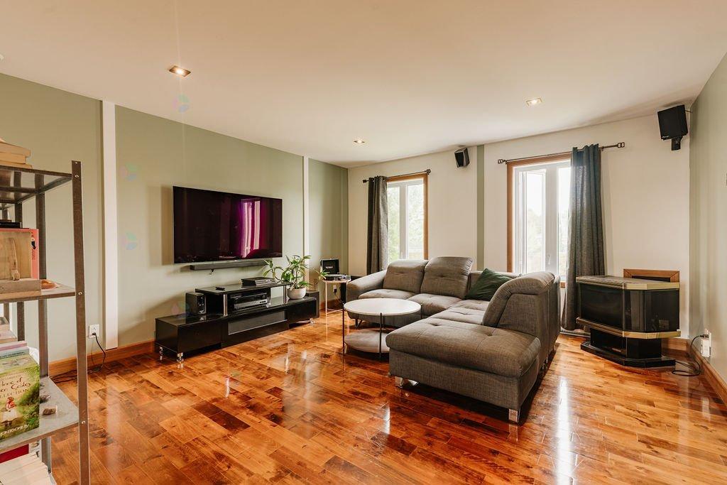 158 Rue Girard Saint-Gédéon Quebec Canada G0W2P0 5