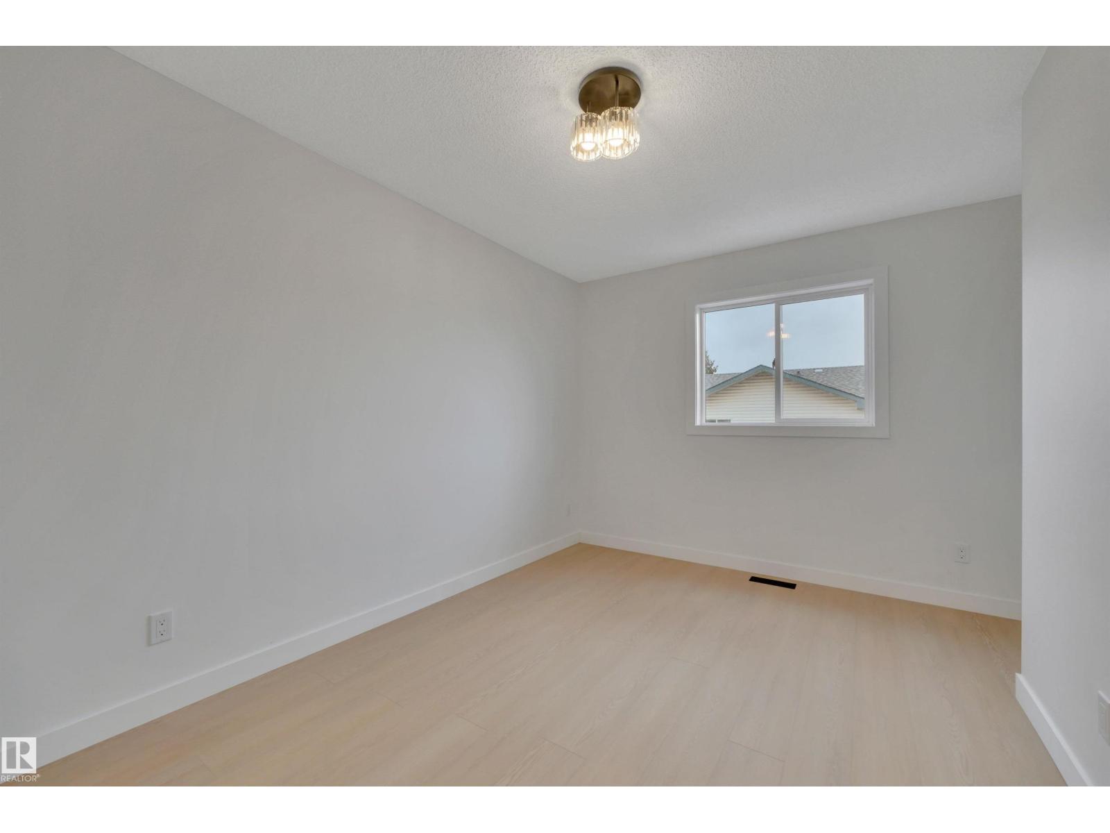 #9 843 Youville Dr Nw, Edmonton, Alberta  T6L 6X8 - Photo 34 - E4493058