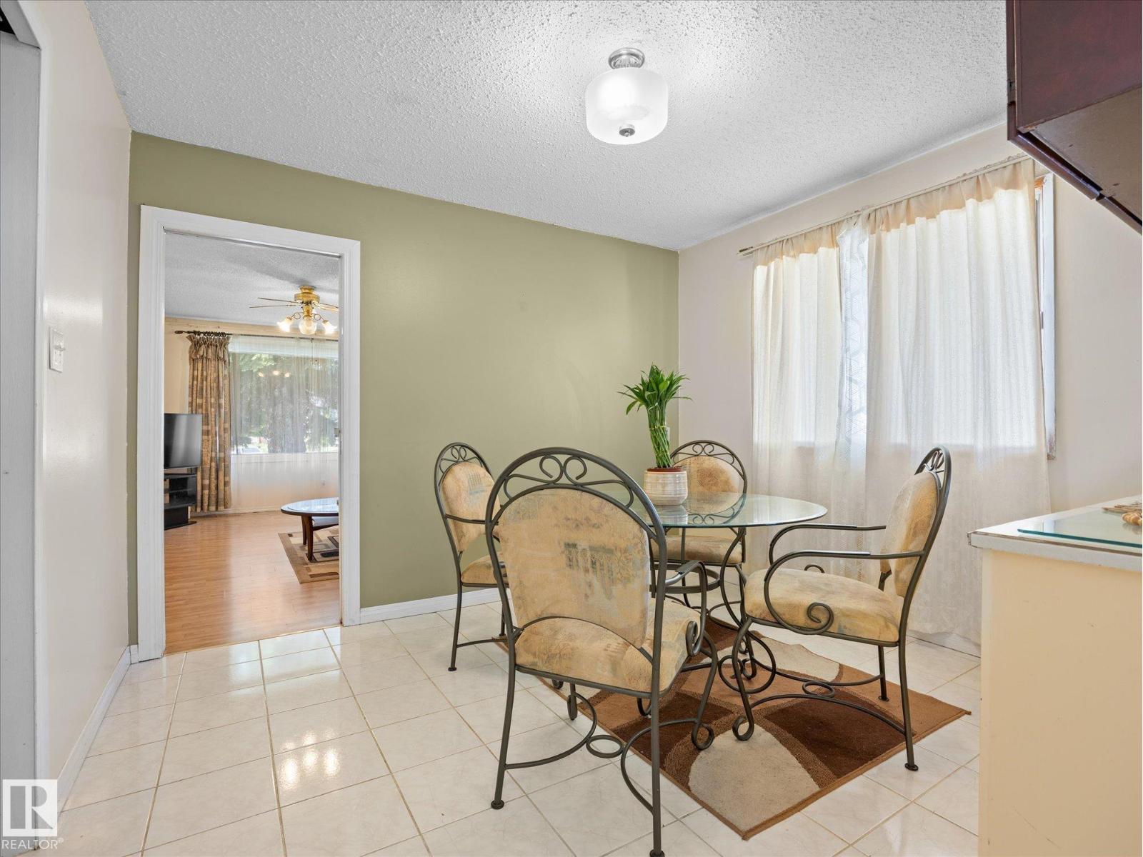 11408 165 Av NW, Edmonton, Alberta  T5X 3W6 - Photo 12 - E4493061