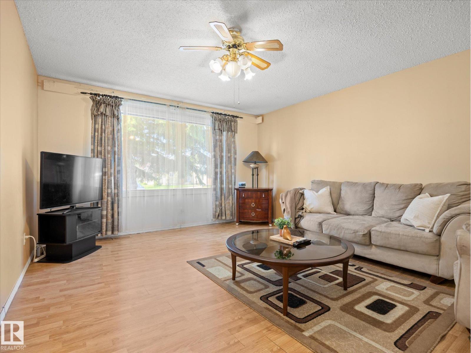 11408 165 Av NW, Edmonton, Alberta  T5X 3W6 - Photo 7 - E4493061