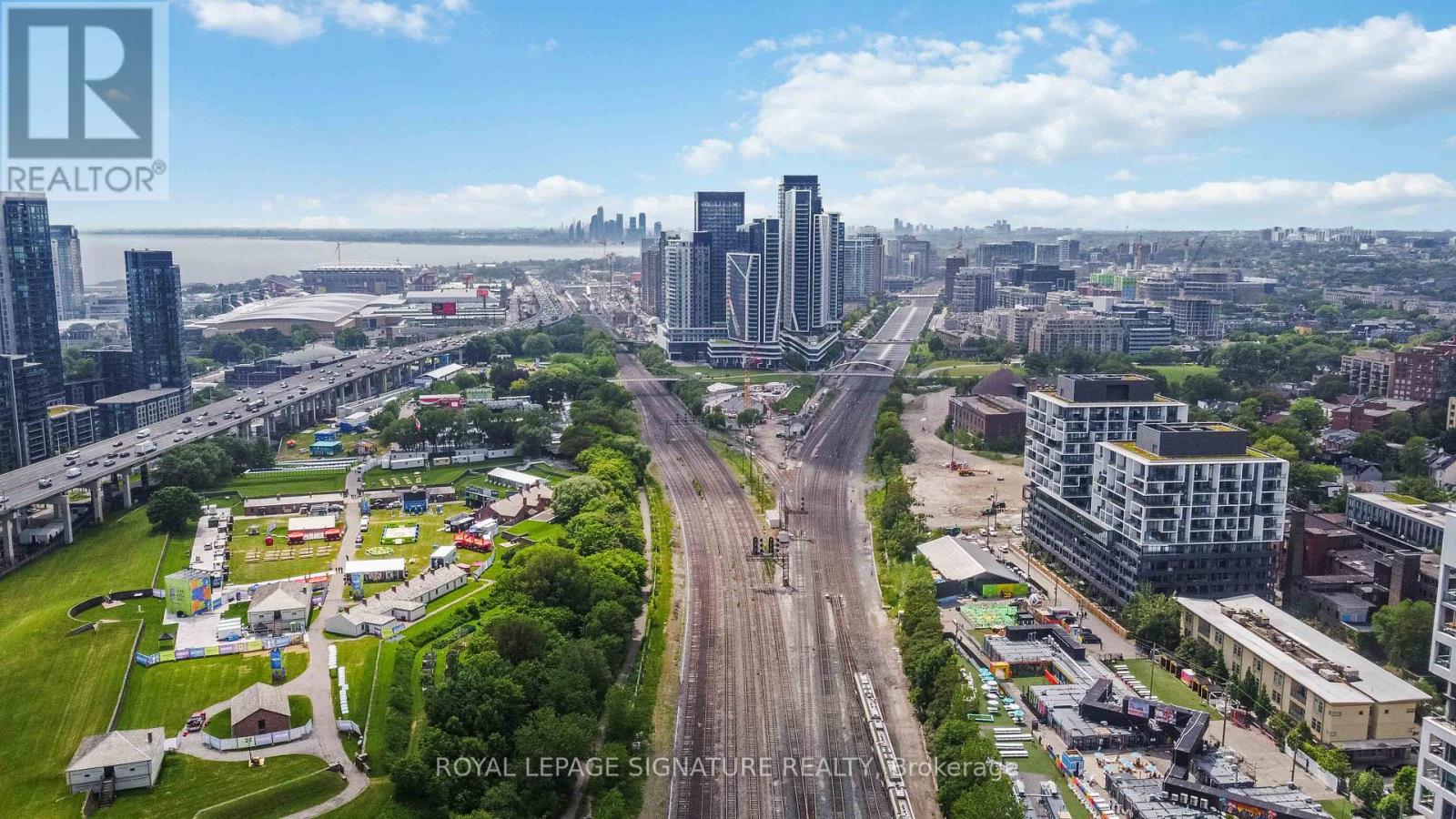 1807e - 576 Front Street, Toronto, Ontario  M5V 0P8 - Photo 39 - C13430712