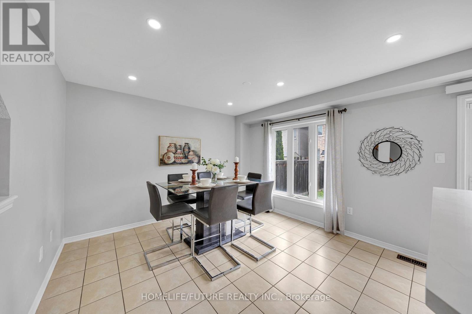 54 Oswell Drive, Ajax, Ontario  L1Z 0L4 - Photo 10 - E13432152