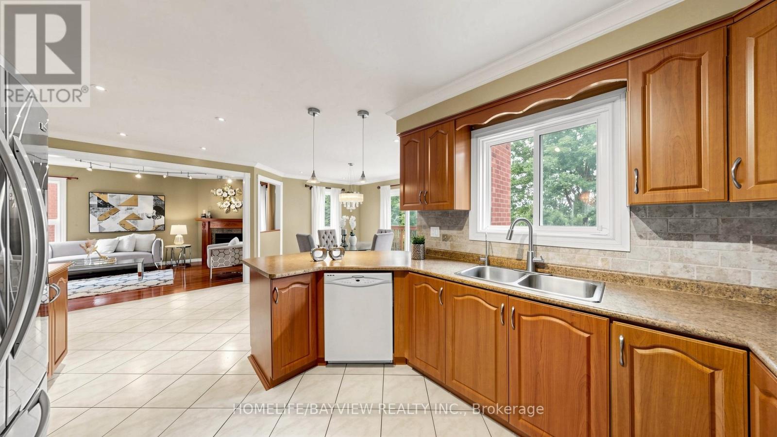 35 Viewmark Drive, Richmond Hill, Ontario  L4S 1E6 - Photo 12 - N13430096