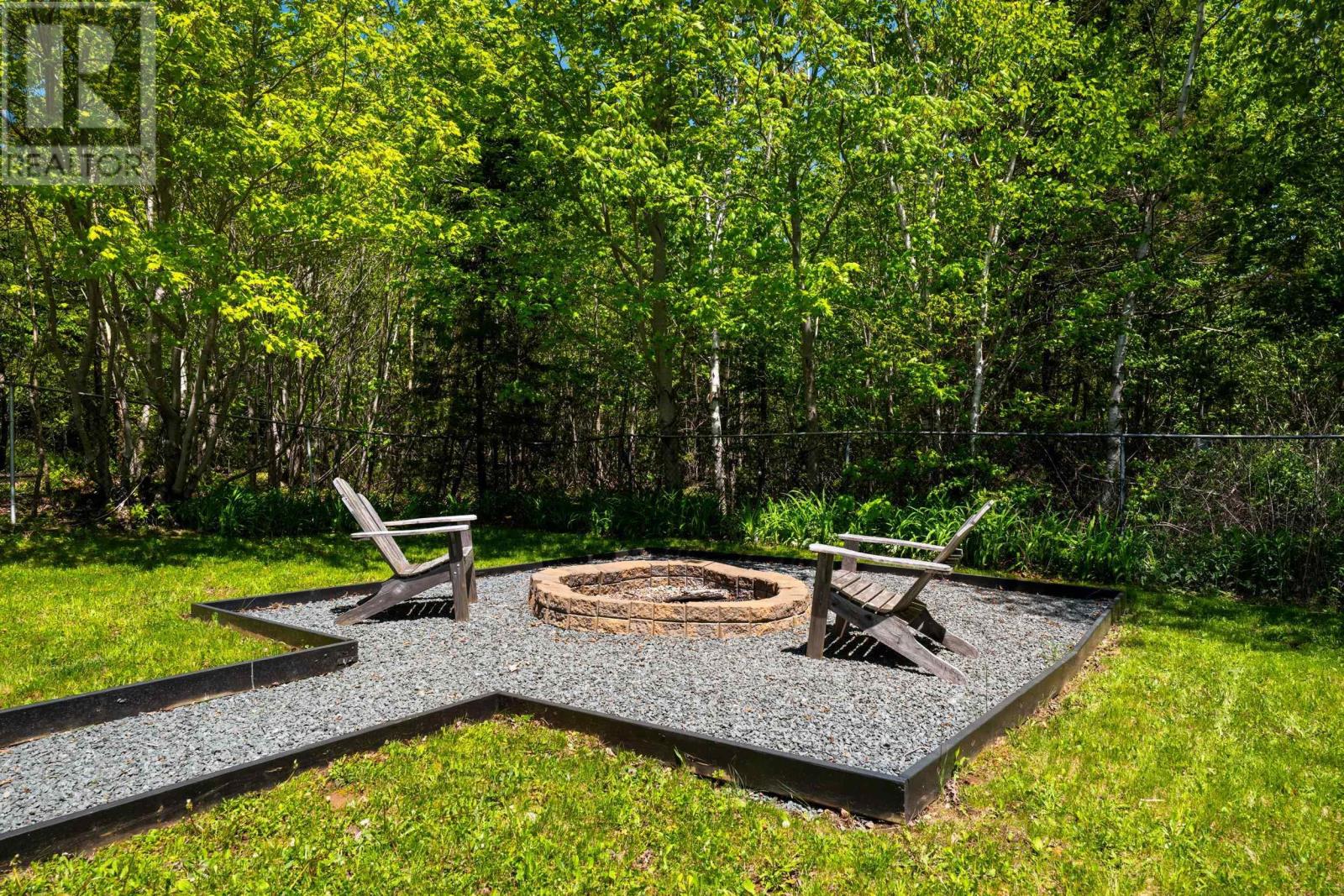 18 Old Lawrencetown Road, Dartmouth, Nova Scotia B2W 6H5 - Photo 36 - 202613987