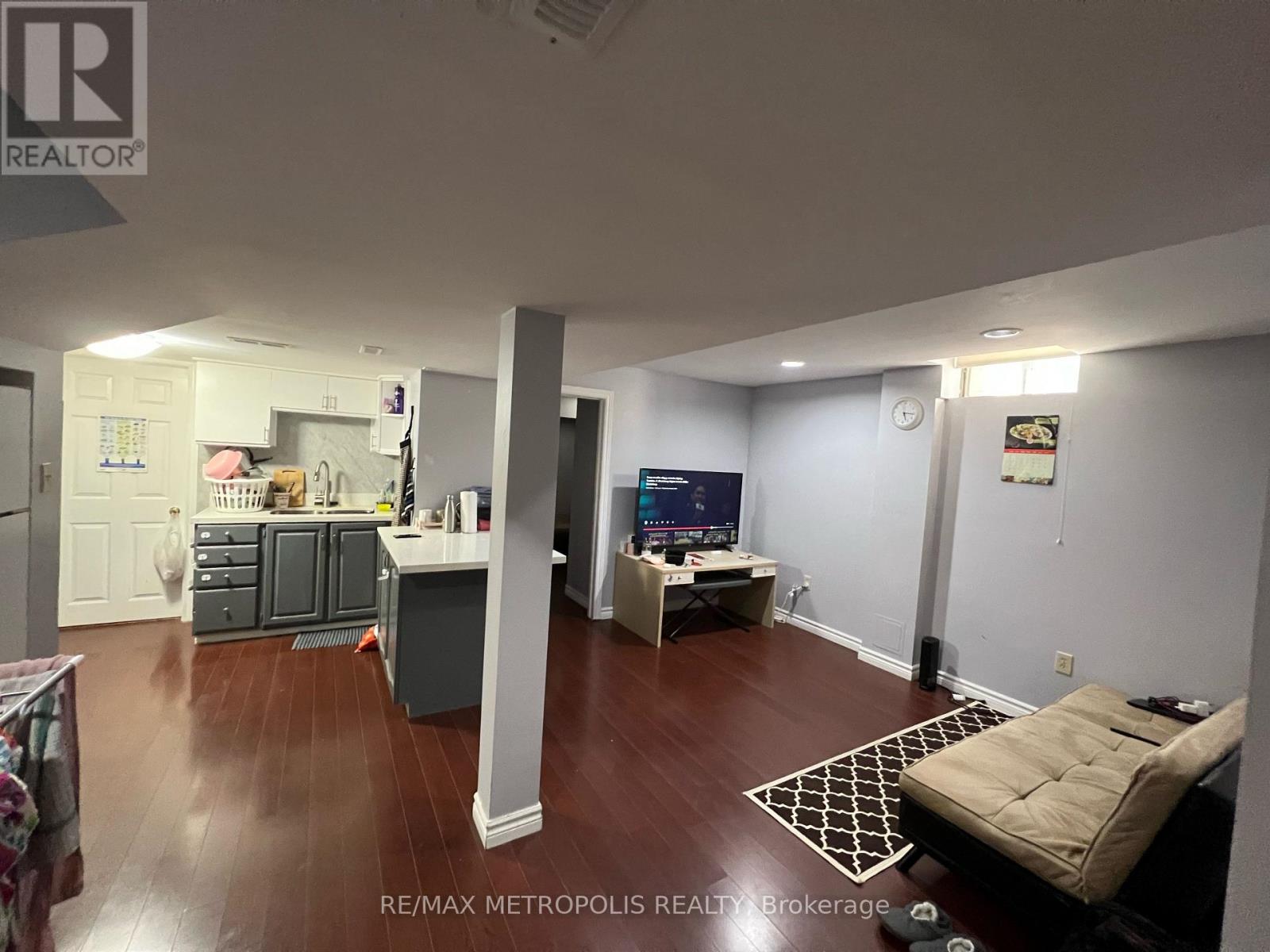 Bsmt - 5884 Chorley Place, Mississauga, Ontario  L5M 5L7 - Photo 3 - W13432208