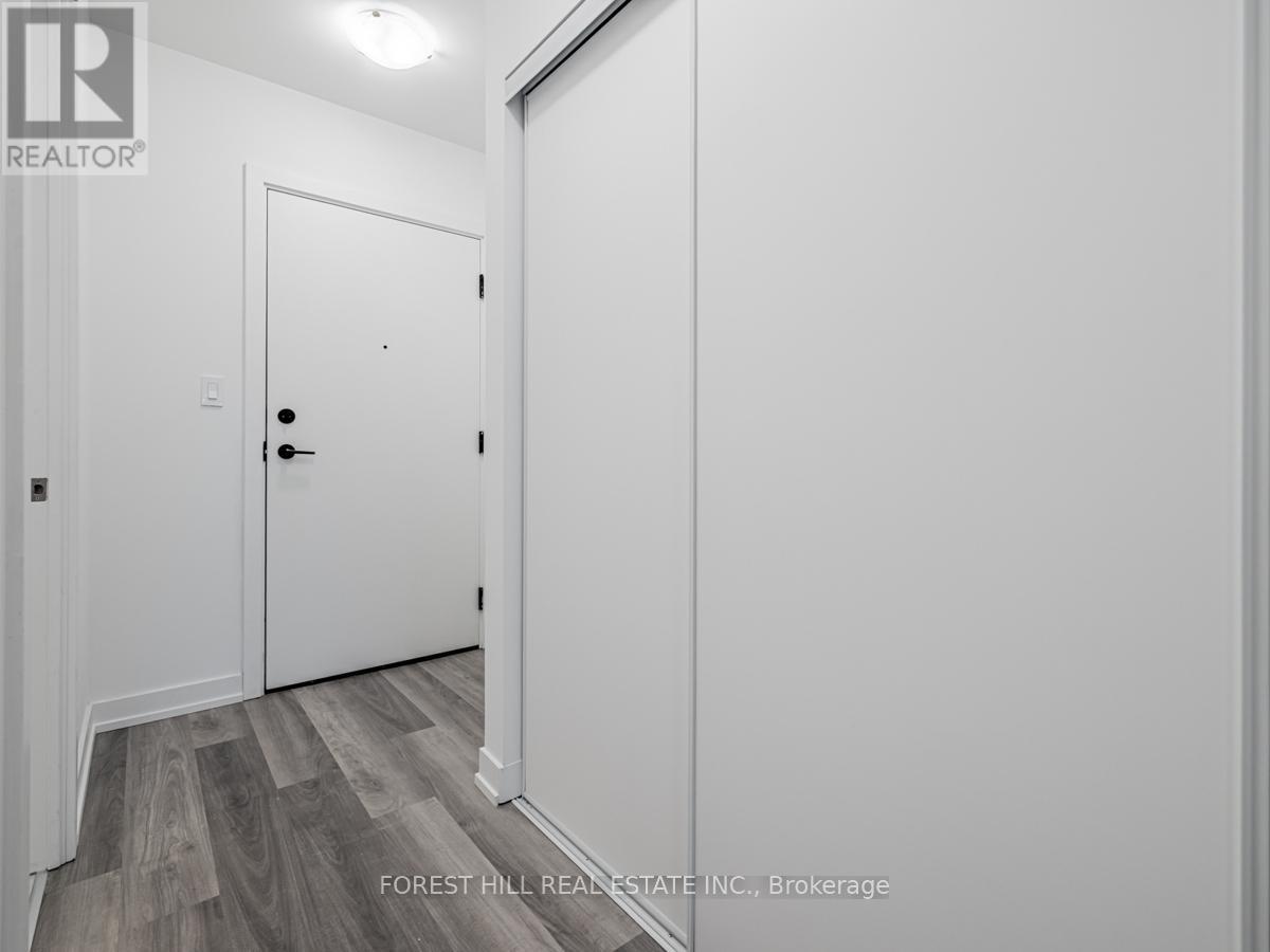 301 - 556 Marlee Avenue, Toronto, Ontario  M6B 0B1 - Photo 5 - W13432218