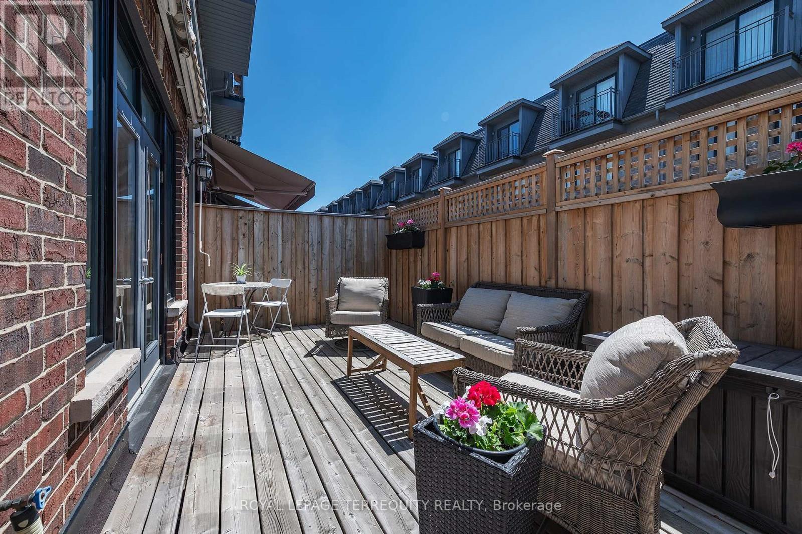 69 Lobo Mews, Toronto, Ontario  M8Z 0B2 - Photo 19 - W13432236