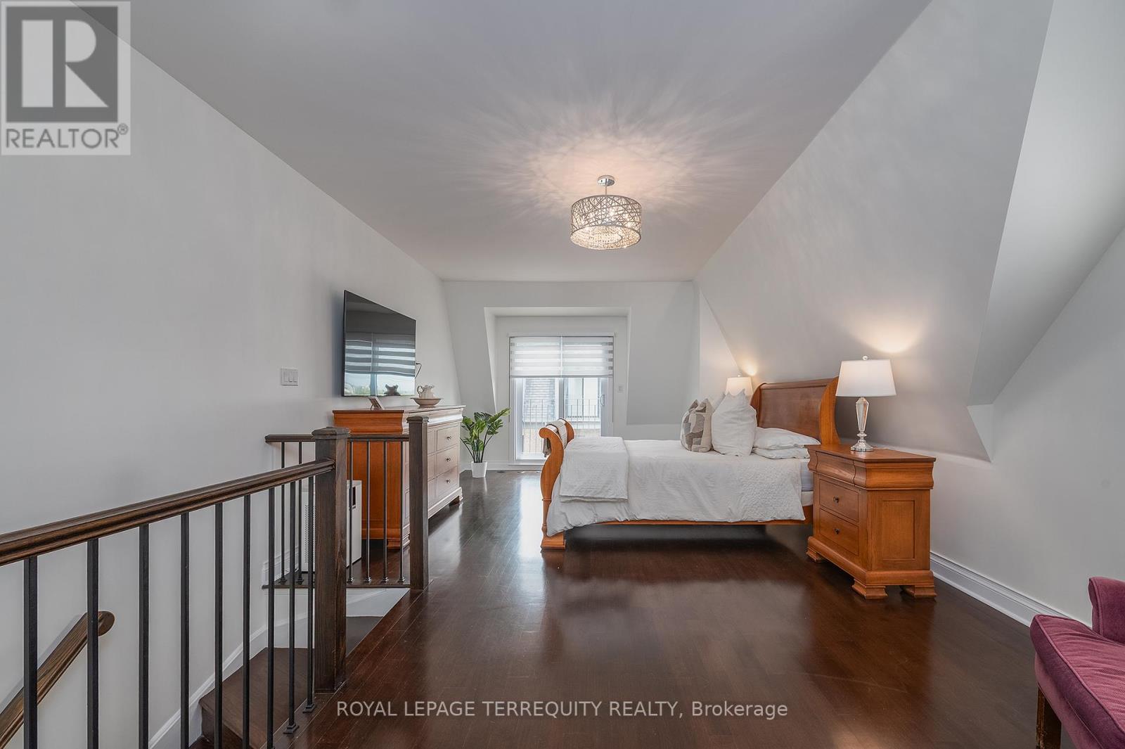 69 Lobo Mews, Toronto, Ontario  M8Z 0B2 - Photo 24 - W13432236