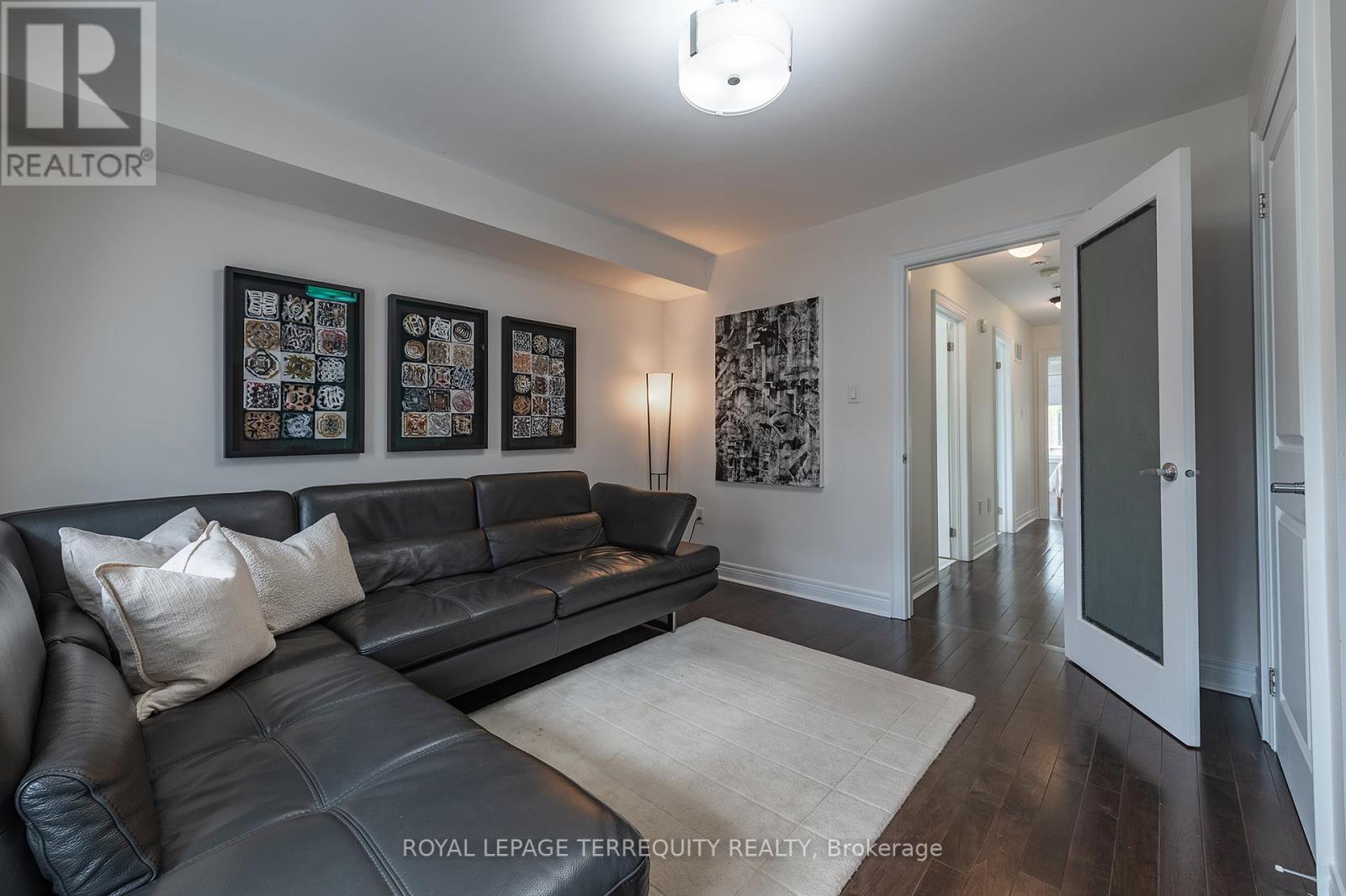 69 Lobo Mews, Toronto, Ontario  M8Z 0B2 - Photo 37 - W13432236