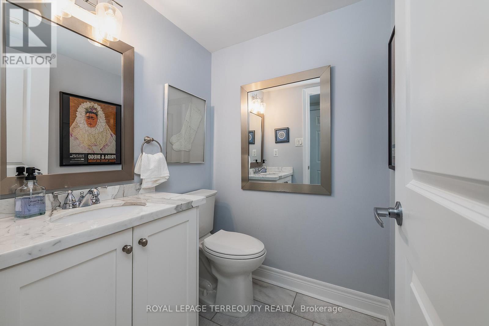 69 Lobo Mews, Toronto, Ontario  M8Z 0B2 - Photo 46 - W13432236