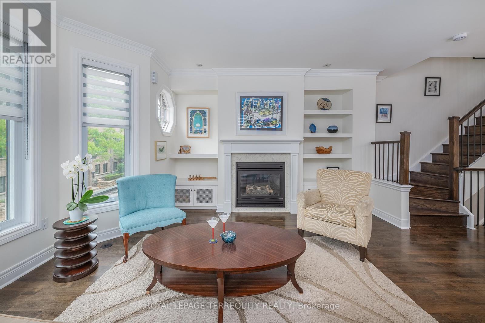 69 Lobo Mews, Toronto, Ontario  M8Z 0B2 - Photo 6 - W13432236