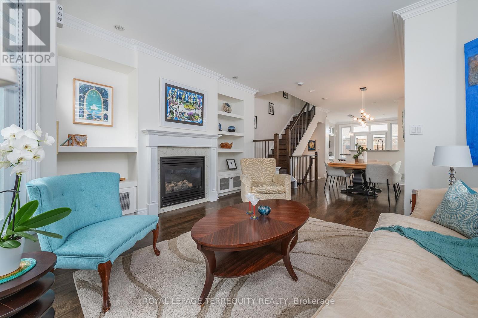 69 Lobo Mews, Toronto, Ontario  M8Z 0B2 - Photo 7 - W13432236