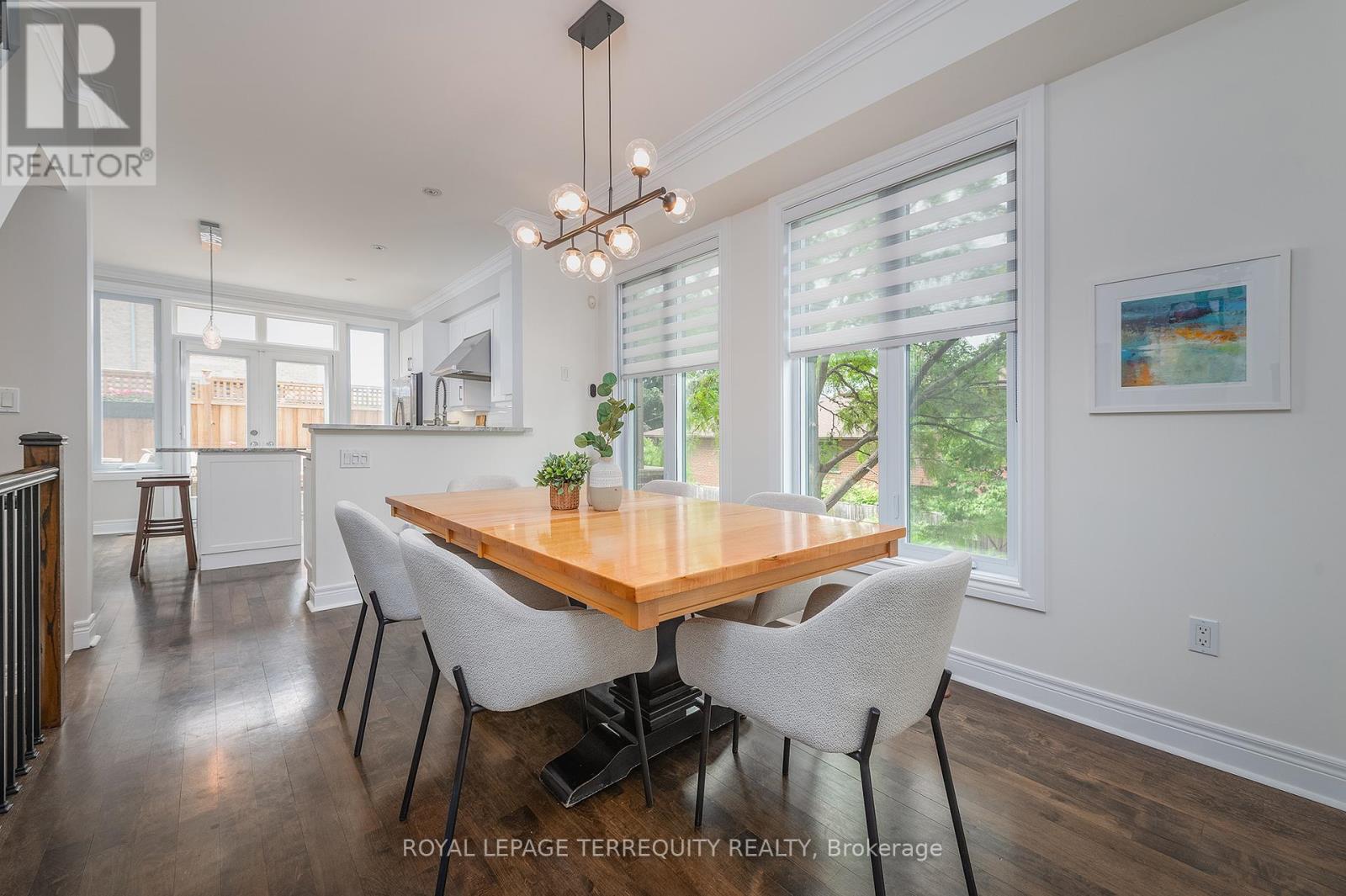 69 Lobo Mews, Toronto, Ontario  M8Z 0B2 - Photo 9 - W13432236