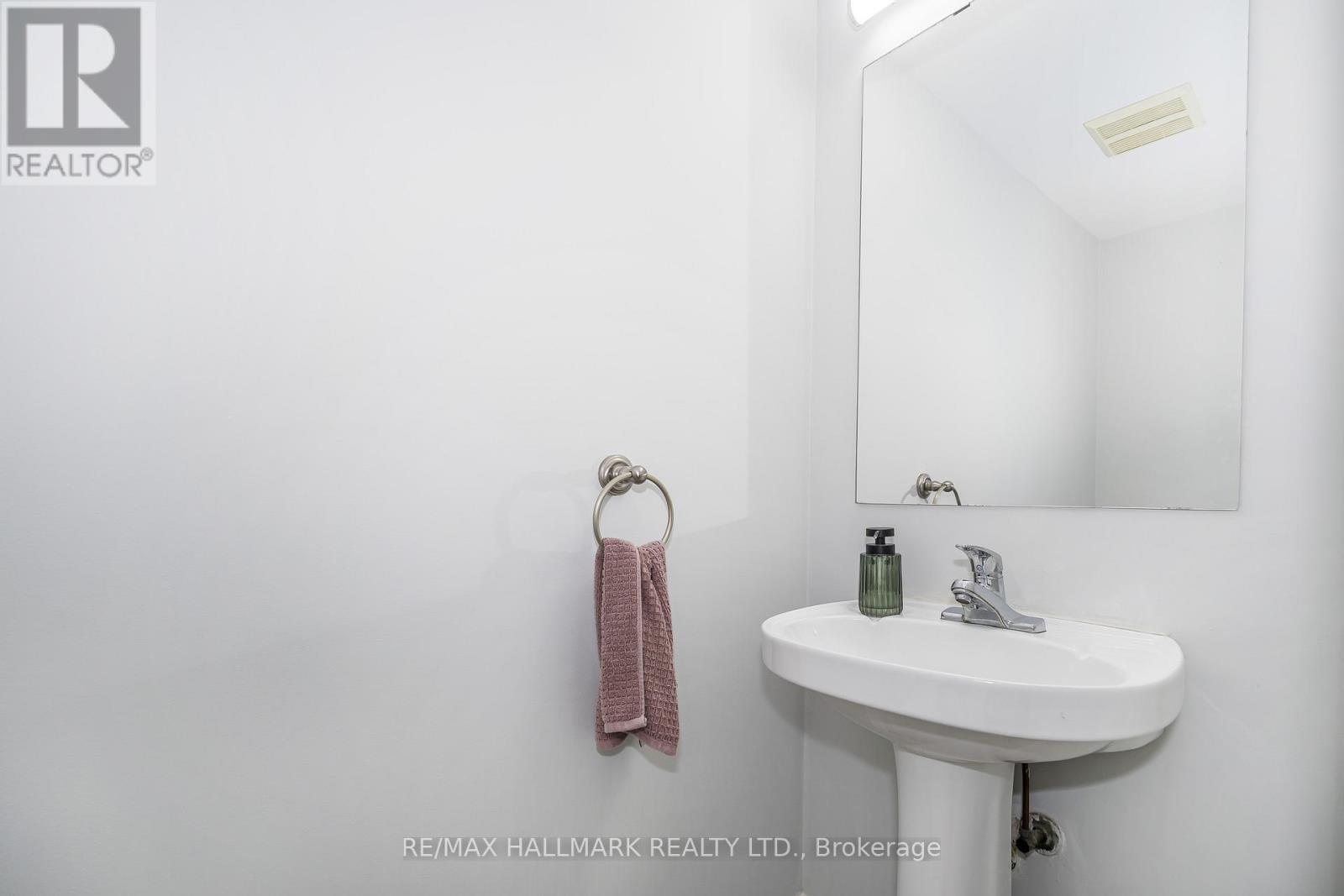 Main/base - 125 Viella Street, Toronto, Ontario  M6N 5C7 - Photo 11 - W13432272