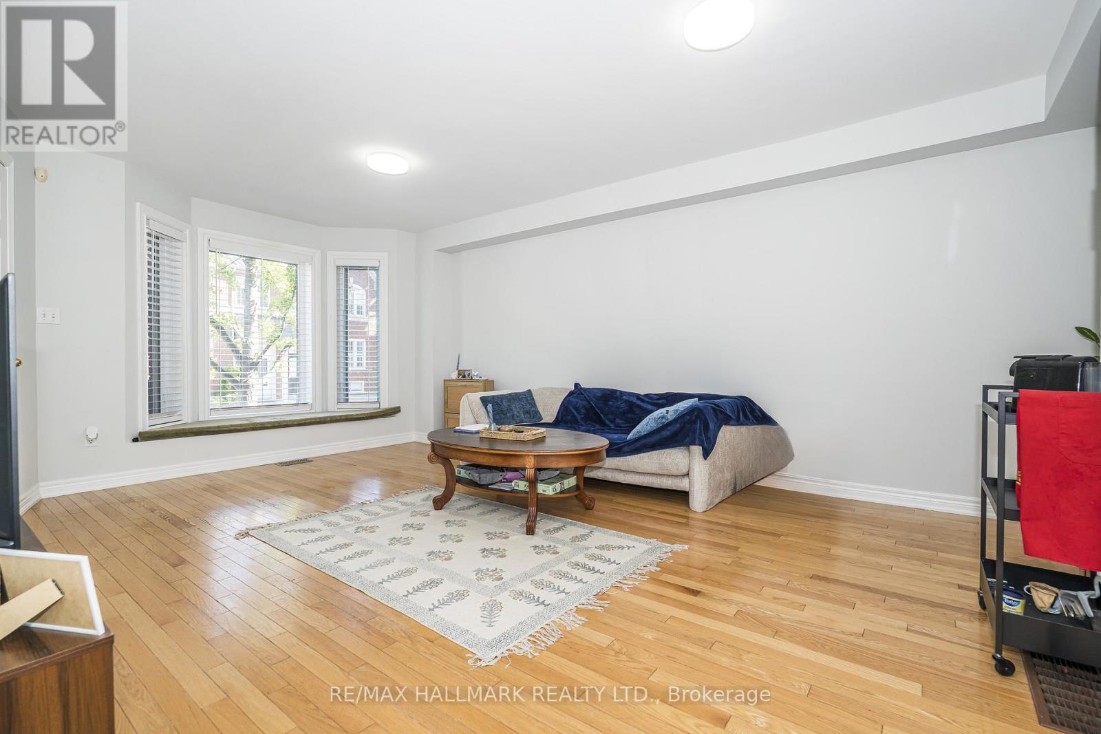 Main/base - 125 Viella Street, Toronto, Ontario  M6N 5C7 - Photo 4 - W13432272
